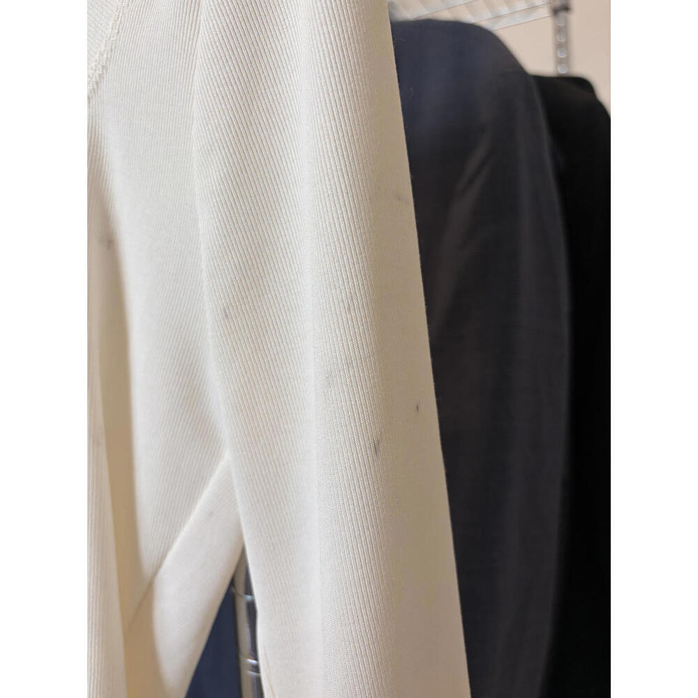 LUSH Women's Long Sleeve Buttons size M *some marks - Picture 2 of 3